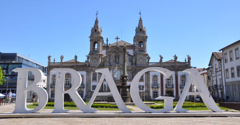 Braga: A Cidade Que Reside No Coração dos Portugueses e dos Brasileiros, Uma História de Sucesso e Tradição no Século XXI