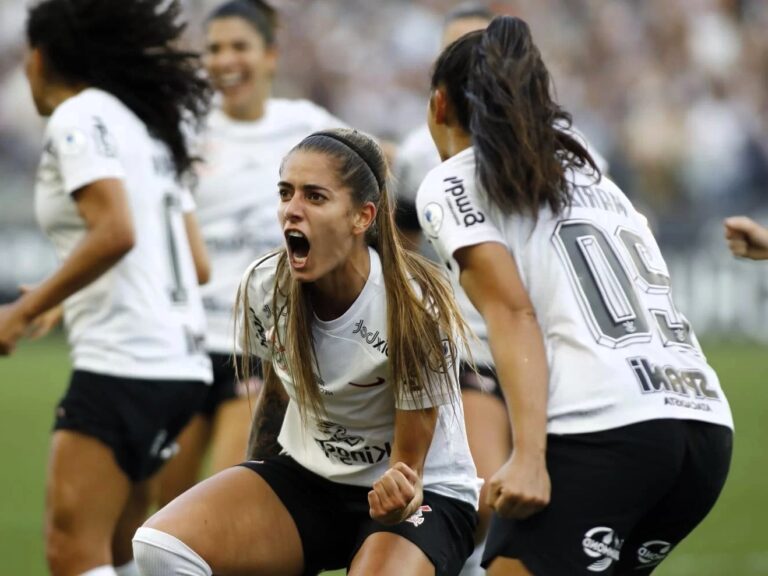 Corinthians Feminino Conquista Vitória Emocionante e Mantém Liderança no Brasileirão Feminino