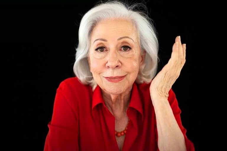 Fernanda Montenegro: Uma Lenda Viva do Teatro e Cinema Brasileiro