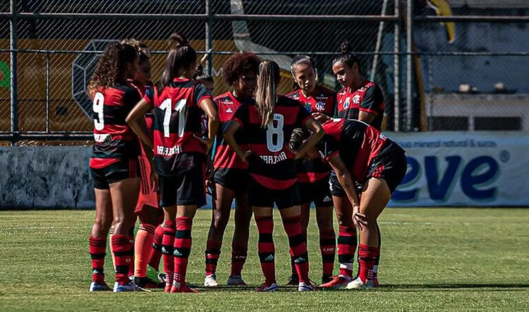 Flamengo Feminino Brilha em Campeonato e Promete Temporada de Ouro